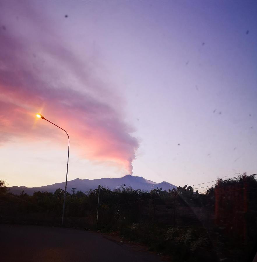 Casa Donna Rosaria Tra Etna E Taormina Riposto Exterior foto